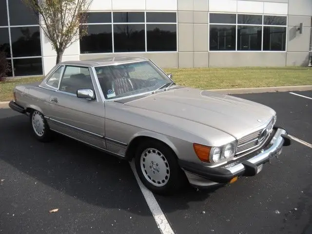 1989 Mercedes-Benz SL-Class 560SL