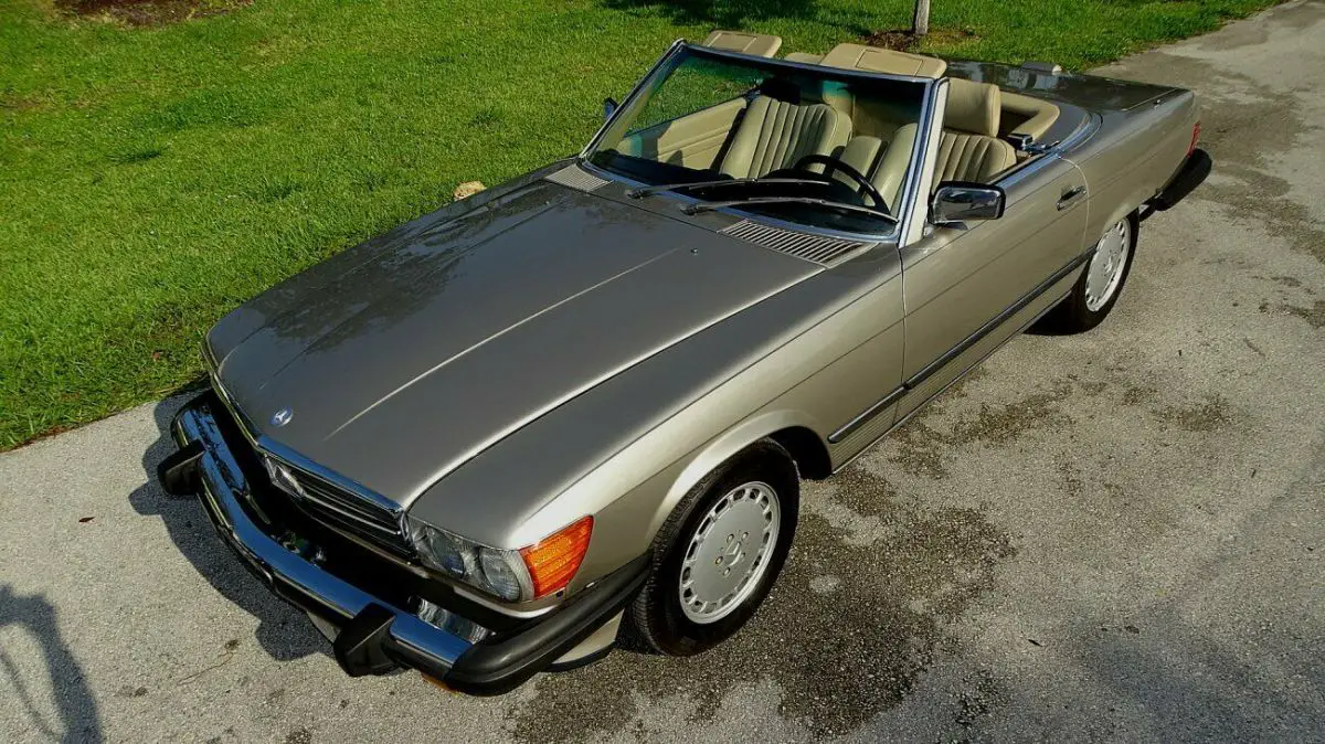 1989 Mercedes-Benz SL-Class 560SL