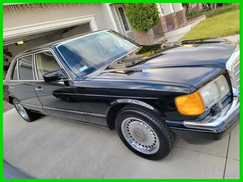 1989 Mercedes-Benz 500-Series 560 SEL 4dr Sedan