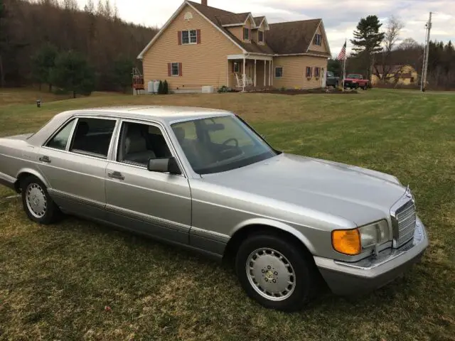 1989 Mercedes-Benz 500-Series SEL