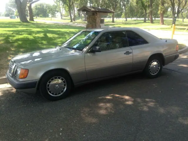 1989 Mercedes-Benz 300-Series 300ce