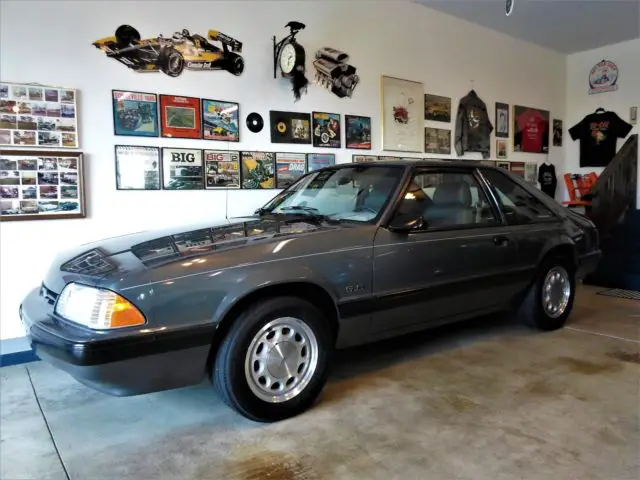 1989 Ford Mustang LX Sport