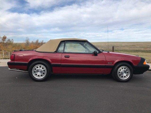 1989 Ford Mustang LX