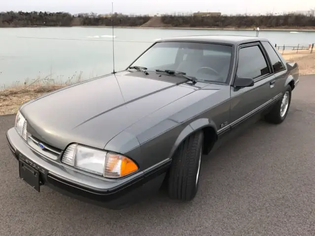 1989 Ford Mustang LX