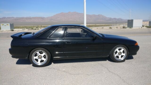 1989 Nissan Skyline GTS-T Type M