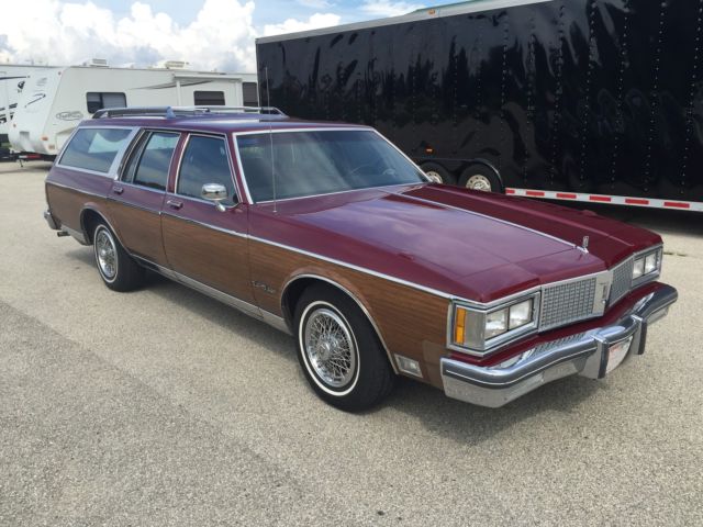 1989 Oldsmobile Custom Cruiser Custom Cruiser