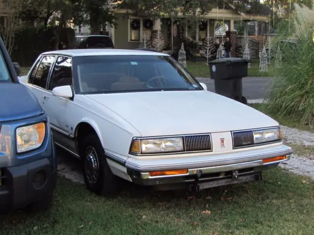 1989 Oldsmobile Eighty-Eight Royal Brougham