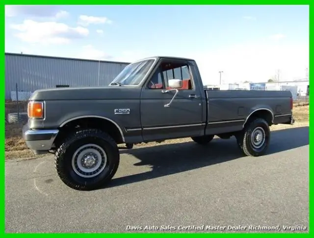 1989 Ford F-250 Pickup Truck