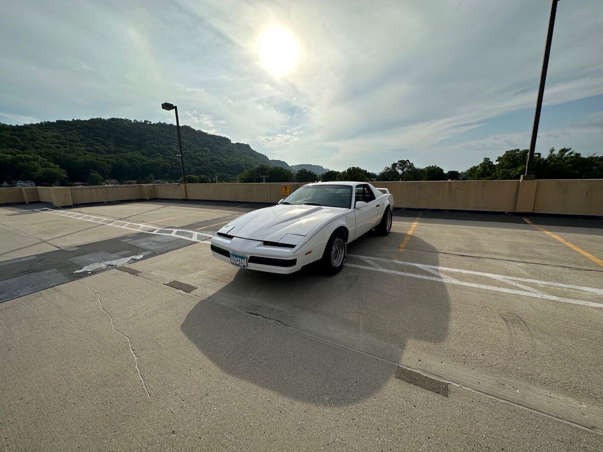 1989 Pontiac Firebird BASE