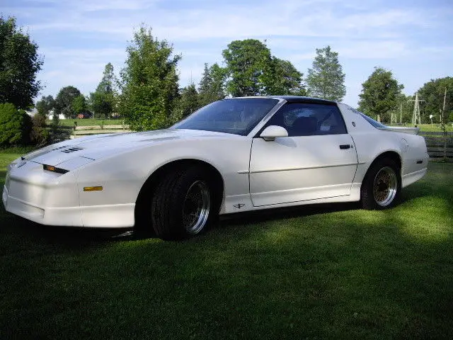 1989 Pontiac Trans Am 20TH Anniversary Turbo Trans-Am