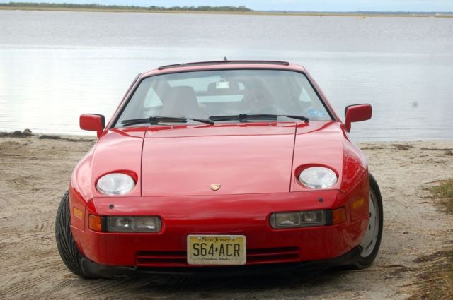 1989 Porsche 928 S4