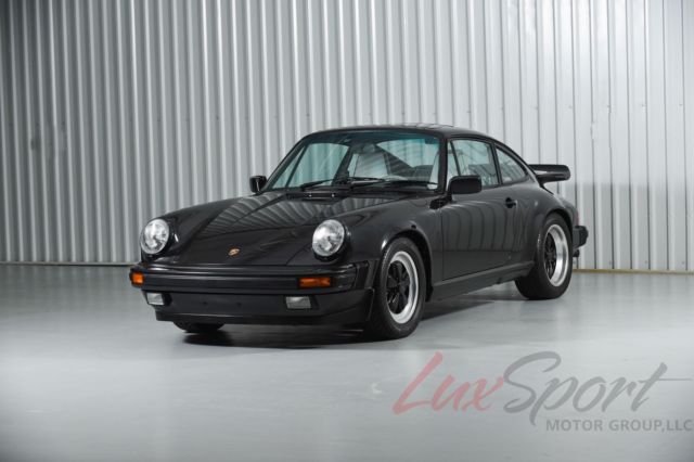 1989 Porsche 911 Anniversary Edition Coupe Carrera