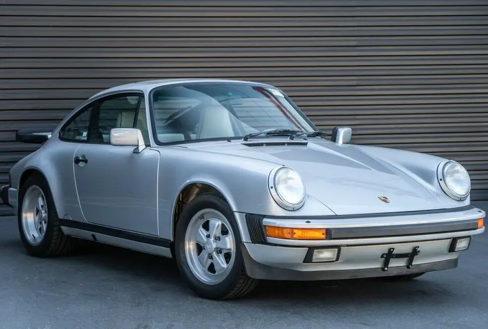 1989 Porsche 911 Carrera