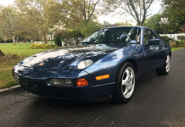 1989 Porsche 928 S4