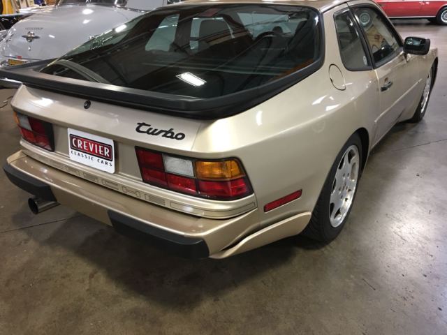 1989 Porsche 944 Turbo