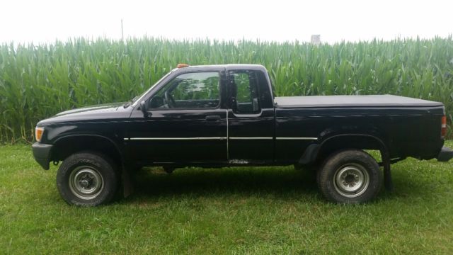 1989 Toyota Tacoma Extra Cab