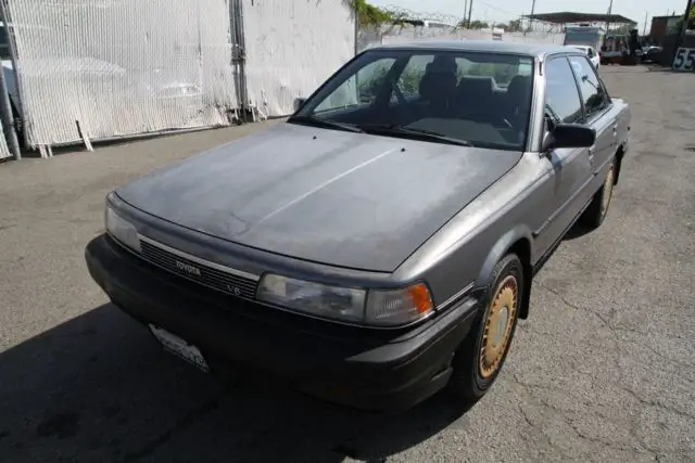 1989 Toyota Camry DLX V6