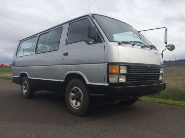 1989 Toyota Hiace Black Two Tone