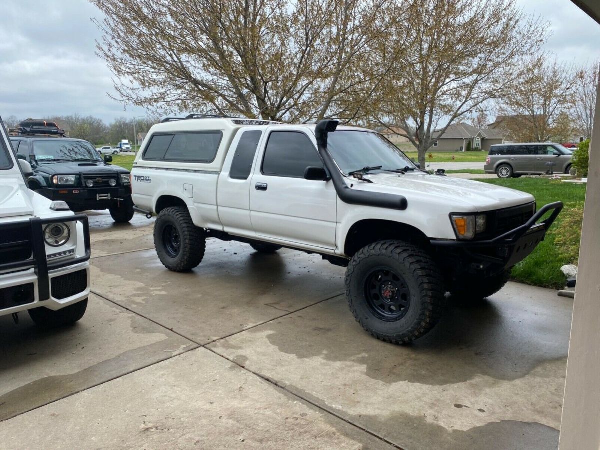 1989 Toyota Pickup 3.4L Supercharged