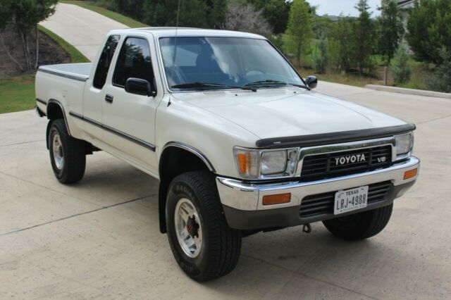 1989 Toyota Pickup DLX