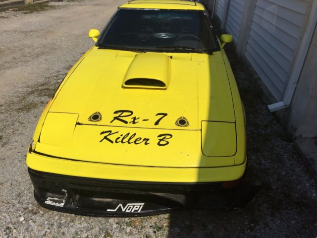 1983 Mazda RX-7 Race