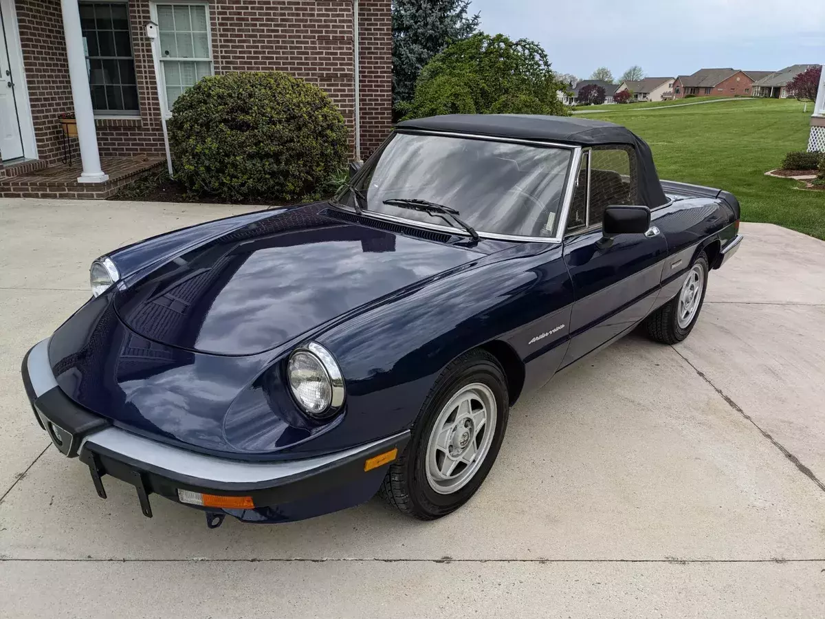 1990 Alfa Romeo Spider VELOCE