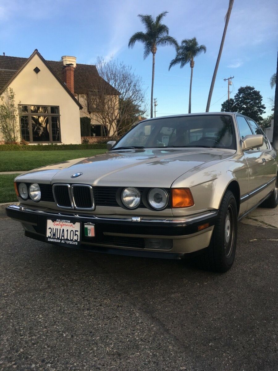 1990 BMW 7-Series 735iL/extended wheel base