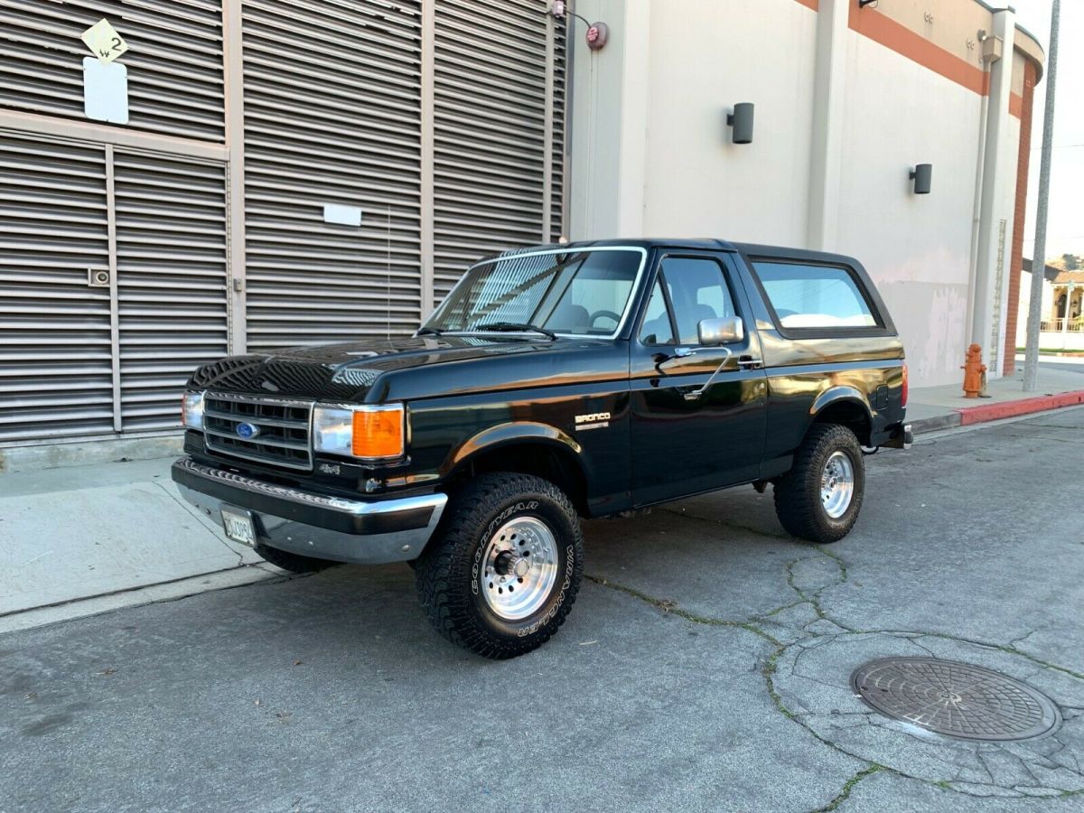 1990 Ford Bronco Eddie Bauer