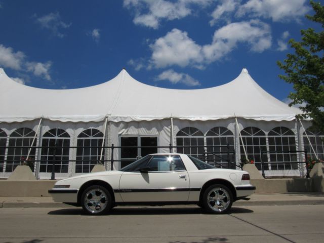 1990 Buick Reatta Classic