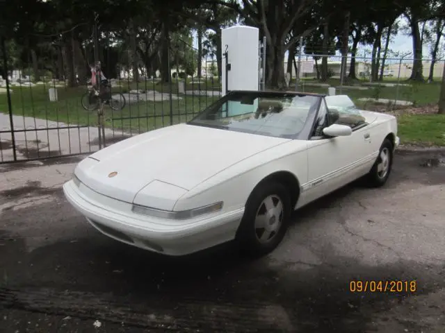 1990 Buick Reatta LEATHER