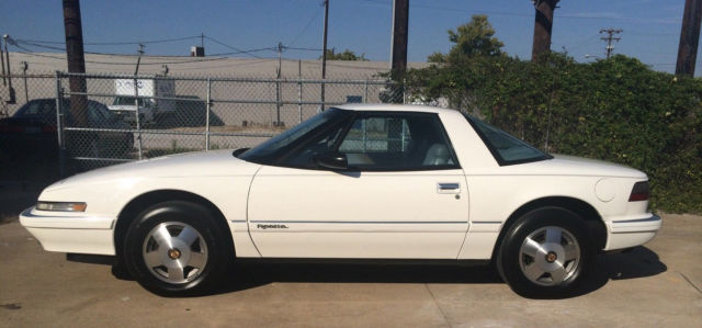 1990 Buick Reatta