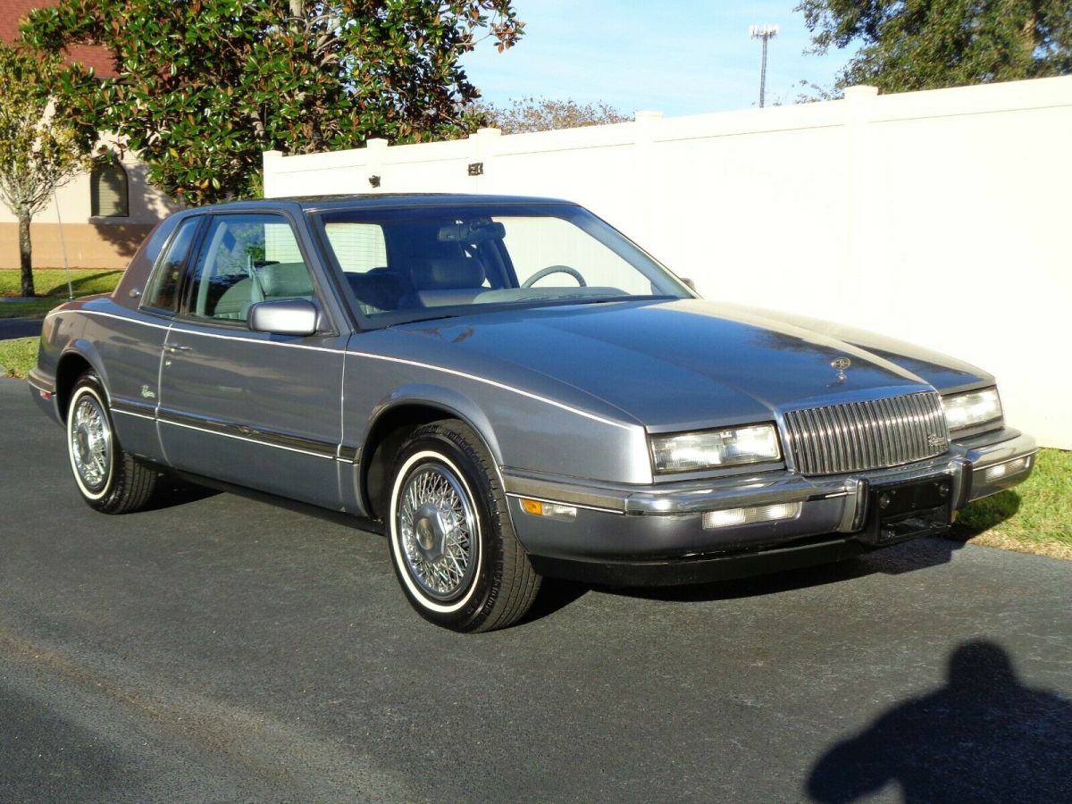 1990 Buick Riviera Coupe