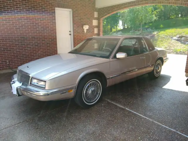 1990 Buick Riviera