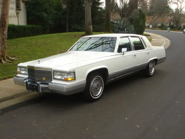 1990 Cadillac Brougham