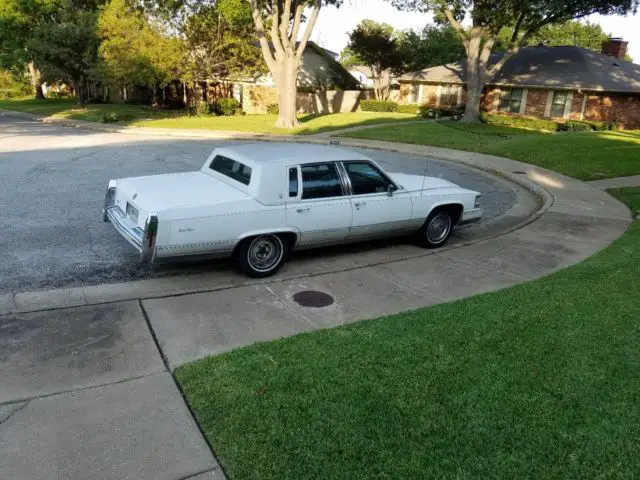 1990 Cadillac Brougham