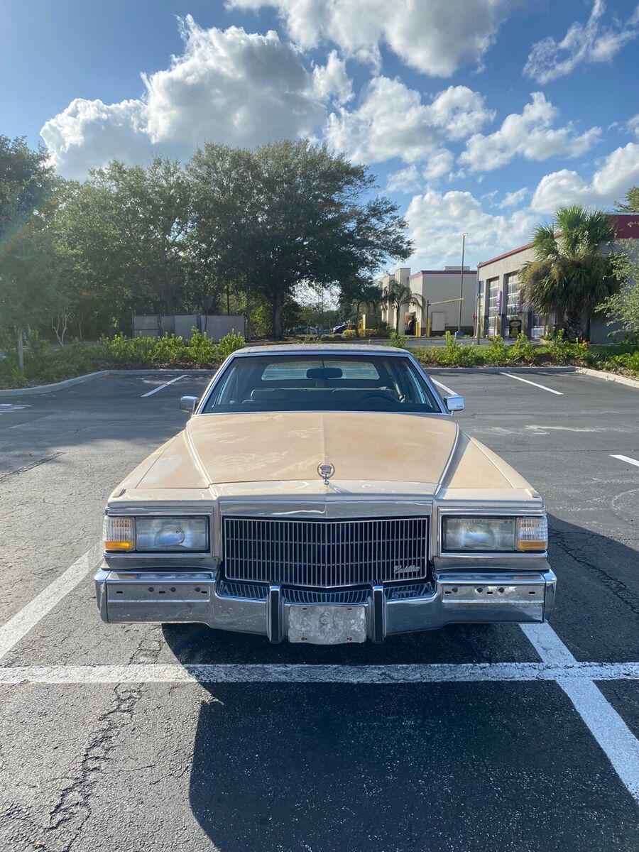 1990 Cadillac Brougham