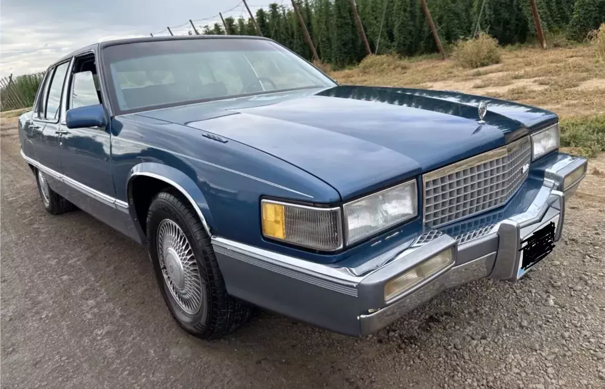 1990 Cadillac Fleetwood