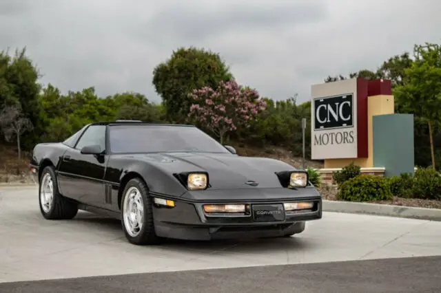 1990 Chevrolet Corvette ZR1 - King of the Hill / Targa