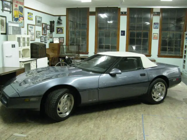 1990 Chevrolet Corvette Roadster,  rag top