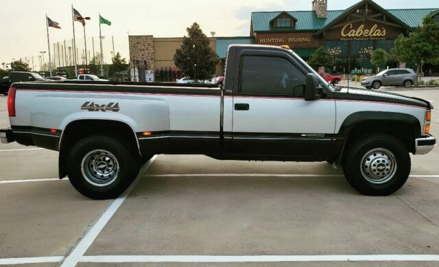 1990 Chevrolet C/K Pickup 3500