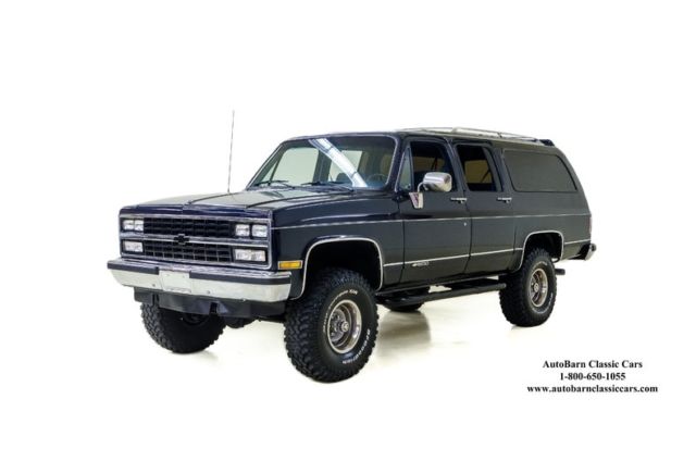 1990 Chevrolet Suburban --
