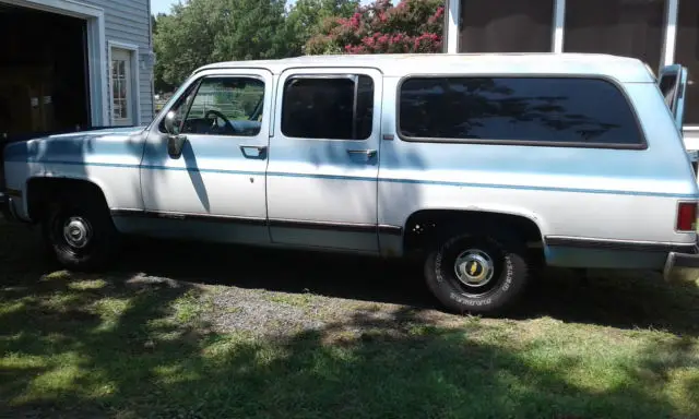 1990 Chevrolet Suburban Silverado