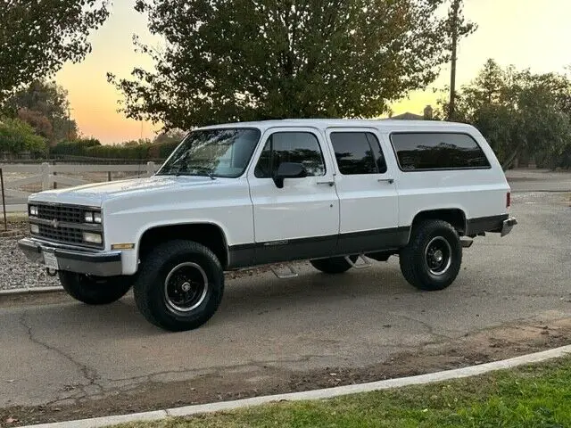 1990 Chevrolet Suburban Silverado