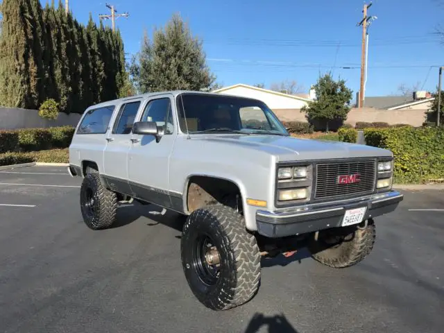 1990 Chevrolet Suburban GMC