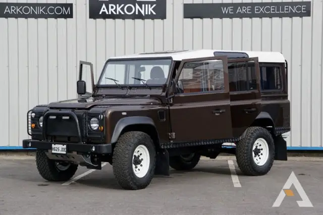 1990 Land Rover Defender