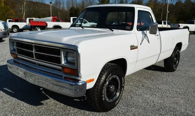 1990 Dodge Ram 2500 Base