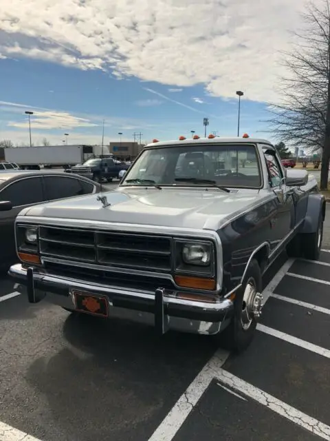 1990 Dodge Ram 350 LE