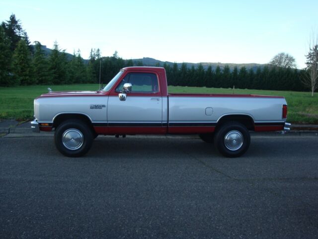 1990 Dodge Ram 2500 LE