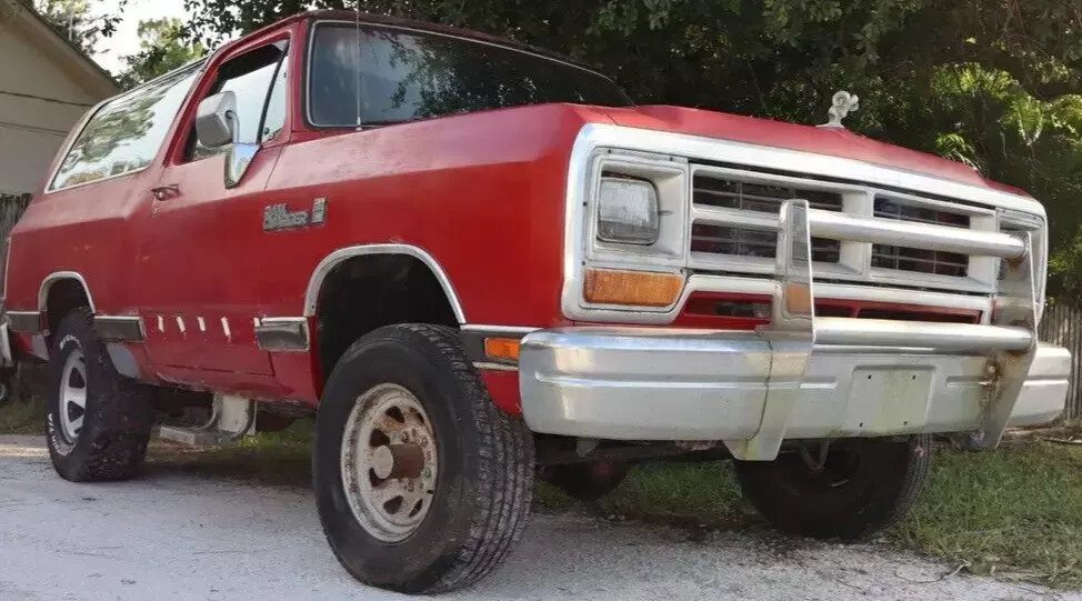 1990 Dodge Ramcharger 4x4 with AC, 4WD, Low Miles: ~120k mi. Very strong truck.