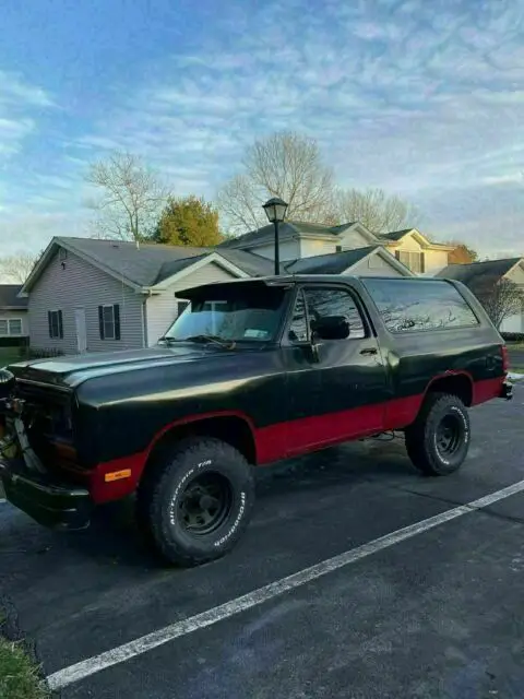 1990 Dodge Ramcharger AW-150